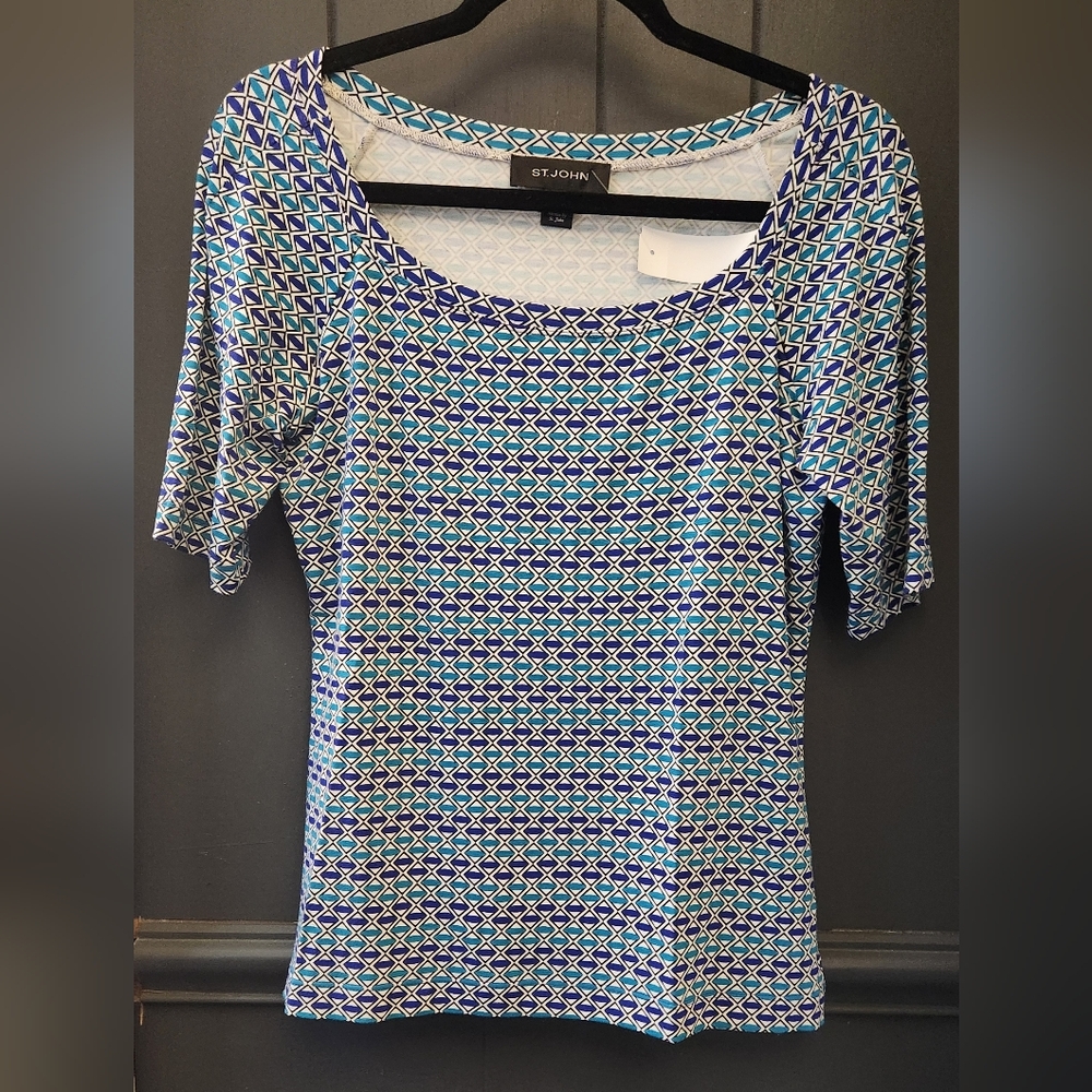 St. John Short Sleeve Top